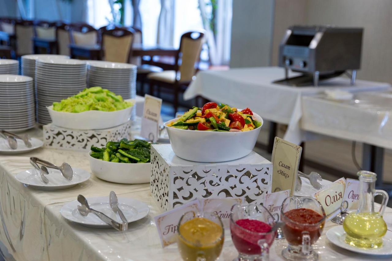 Truskavets 365 Hotel المظهر الخارجي الصورة