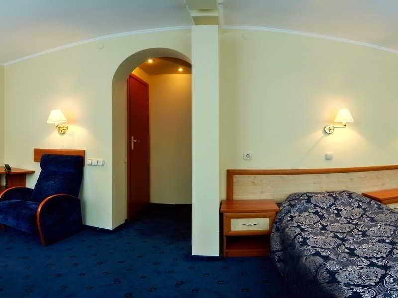 Truskavets 365 Hotel المظهر الخارجي الصورة