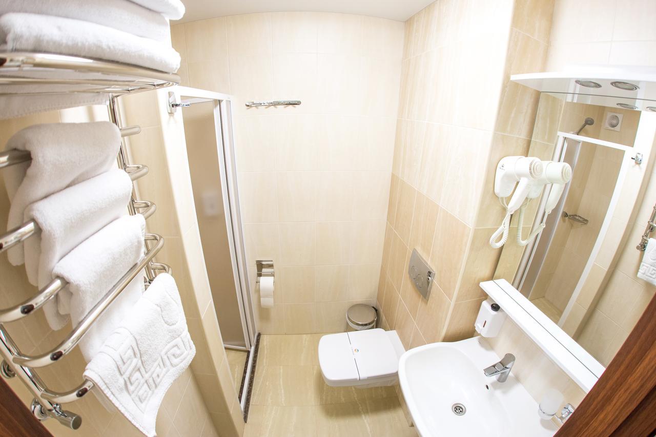 Truskavets 365 Hotel المظهر الخارجي الصورة